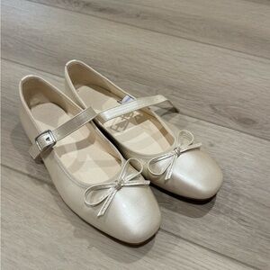 Cream Mary Jane Ballet Flats with Bow